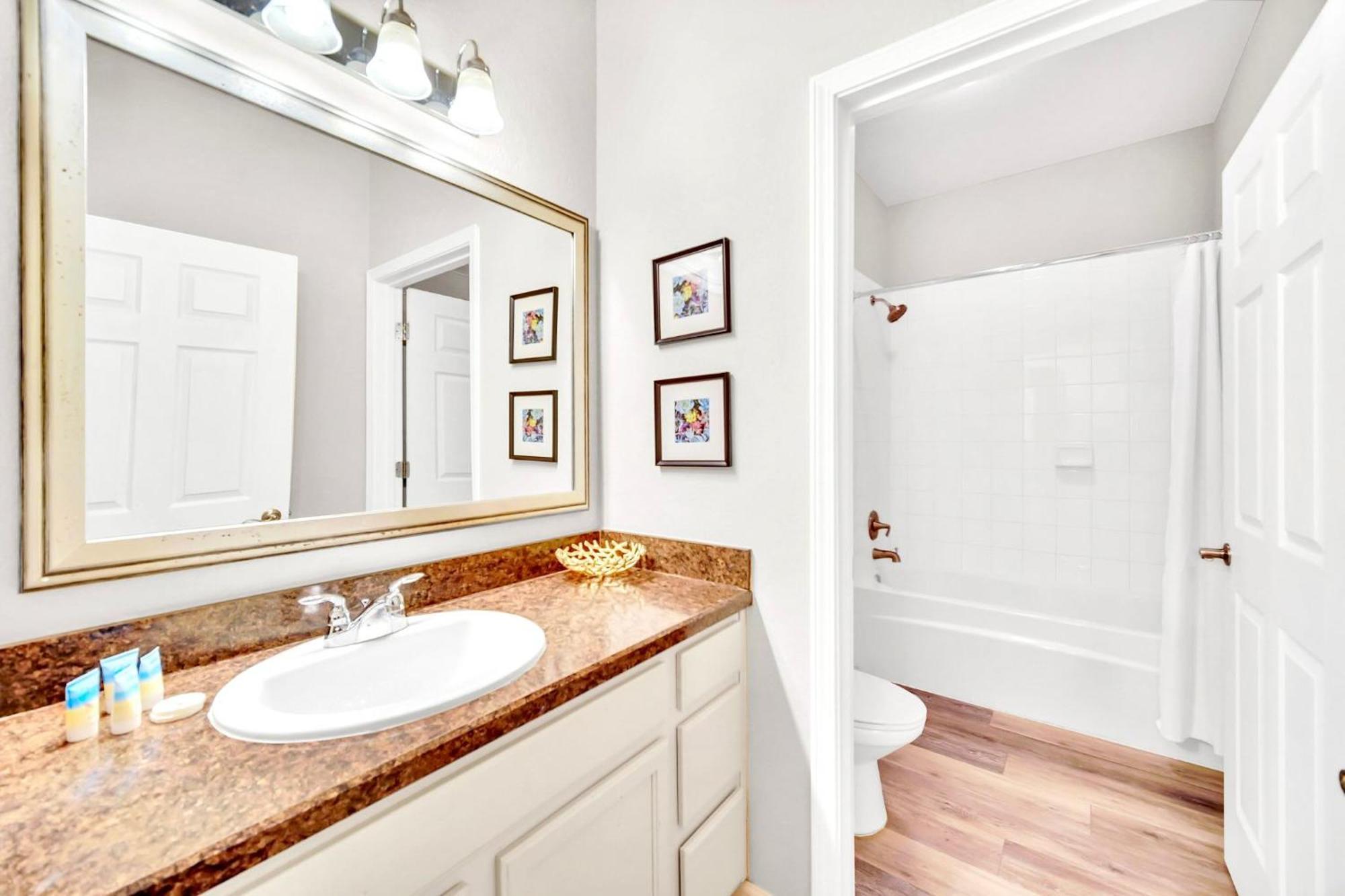 Modern 3Br Condo Near Disney- Pool And Hot Tub Orlando Dış mekan fotoğraf
